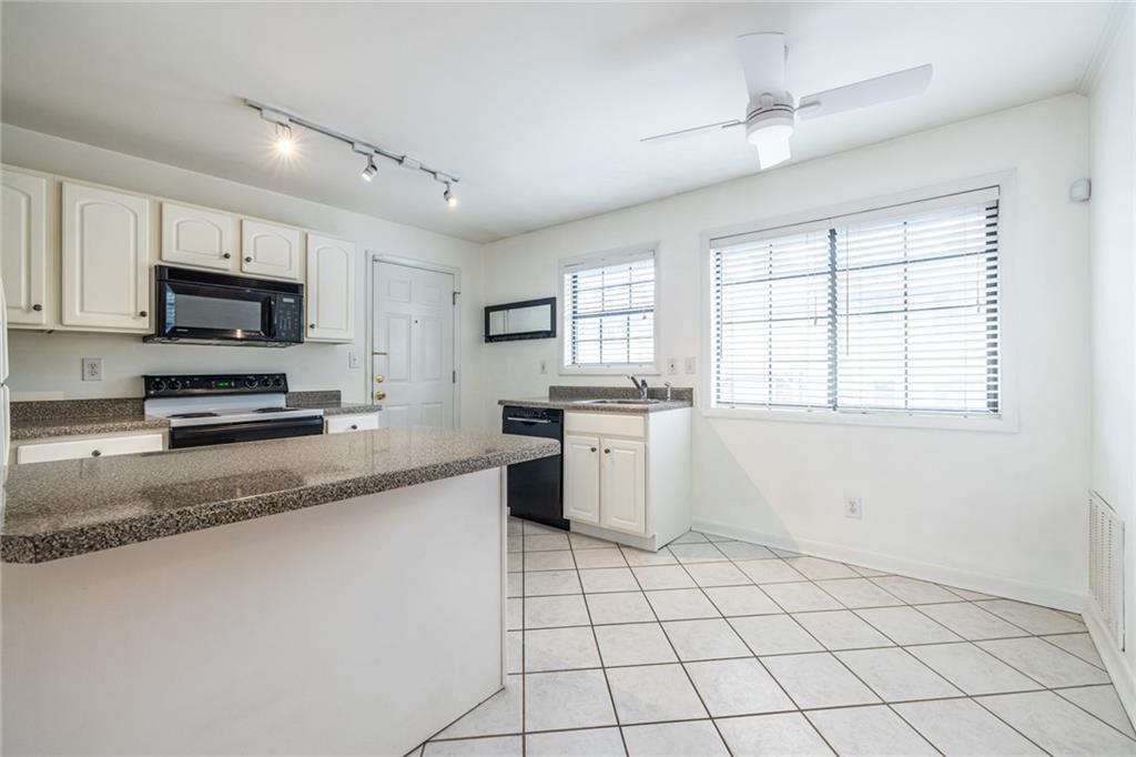 410 Candler Park Drive Ne Unit C-6 Property Photo 17