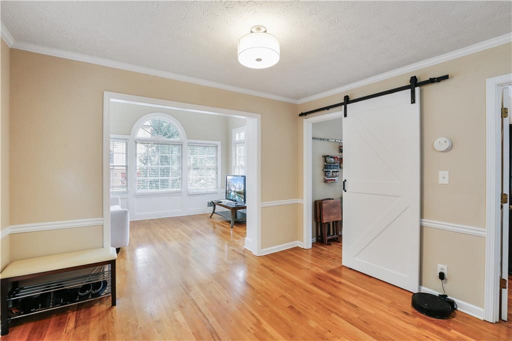 1575 Thoreau Drive Property Photo 12