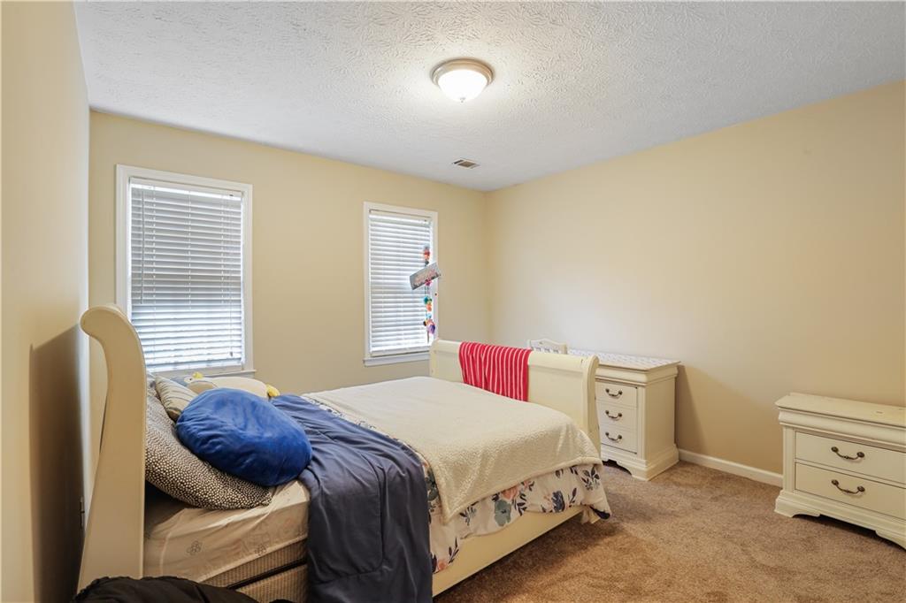 1575 Thoreau Drive Property Photo 17