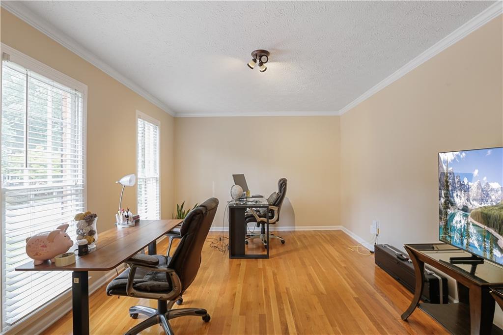 1575 Thoreau Drive Property Photo 20