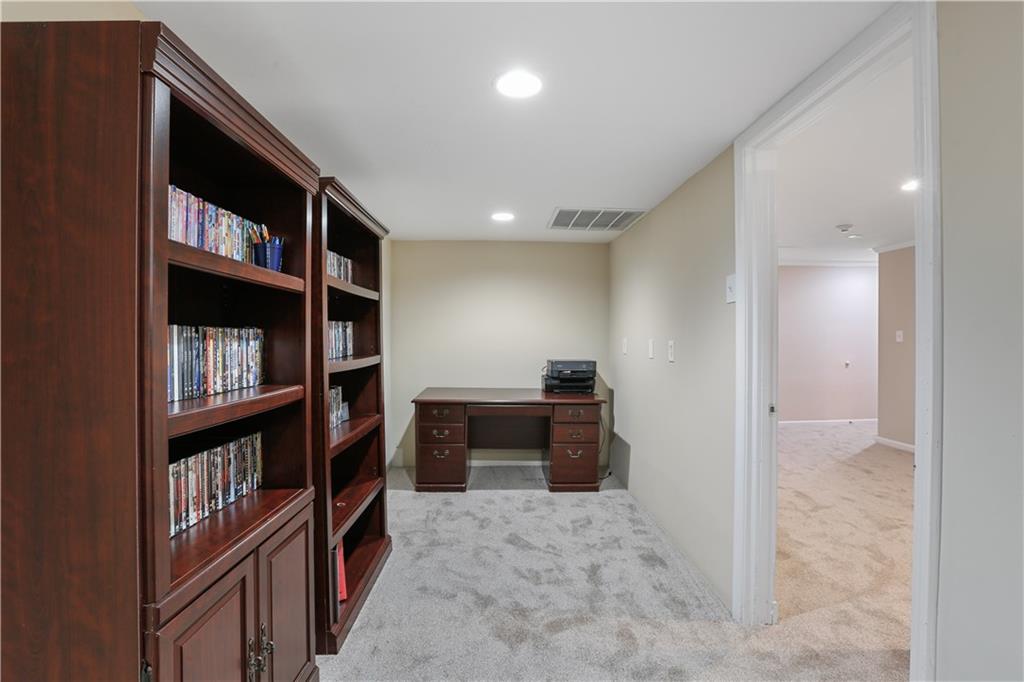 1575 Thoreau Drive Property Photo 30