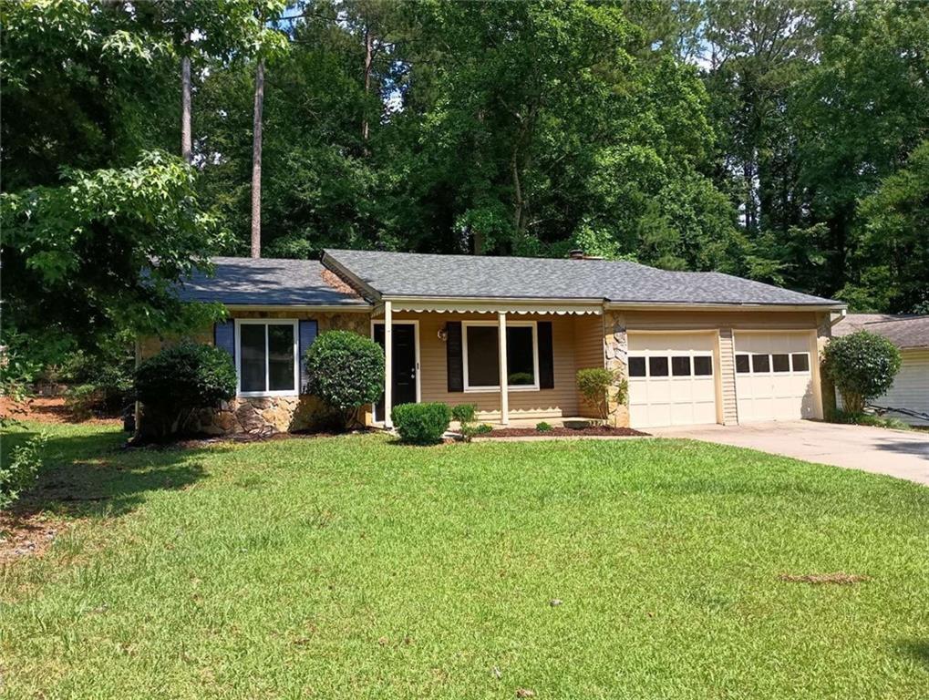 255 Hembree Forest Circle