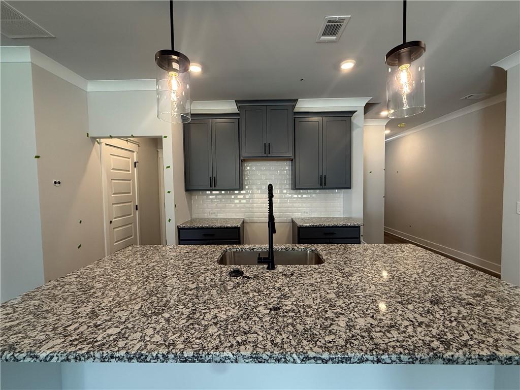 7812328 Property Photo 4