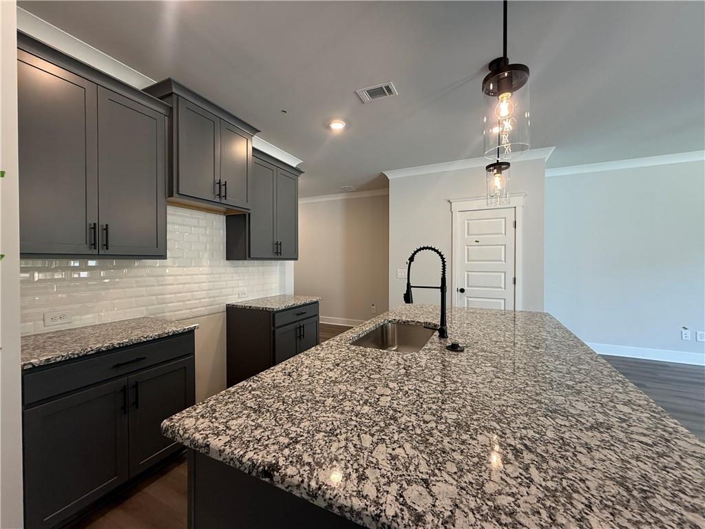 7812328 Property Photo 7