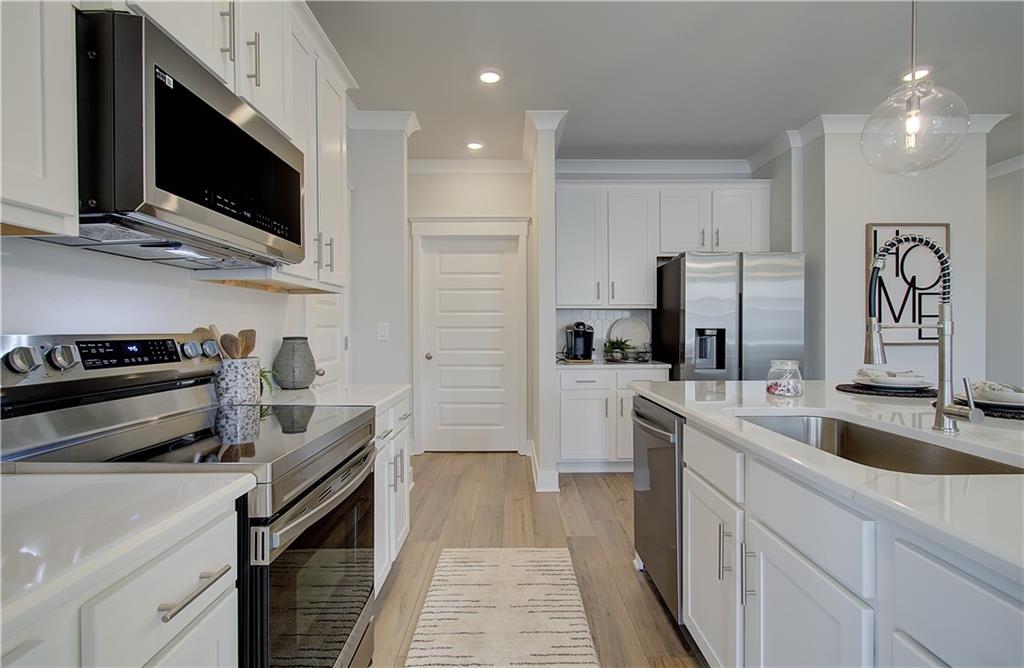 7812342 Property Photo 6
