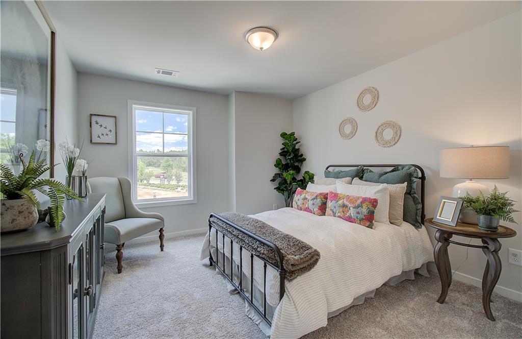 7812342 Property Photo 18