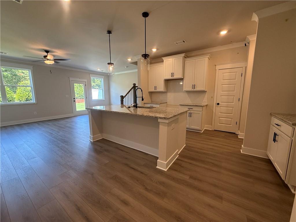 7812347 Property Photo 4