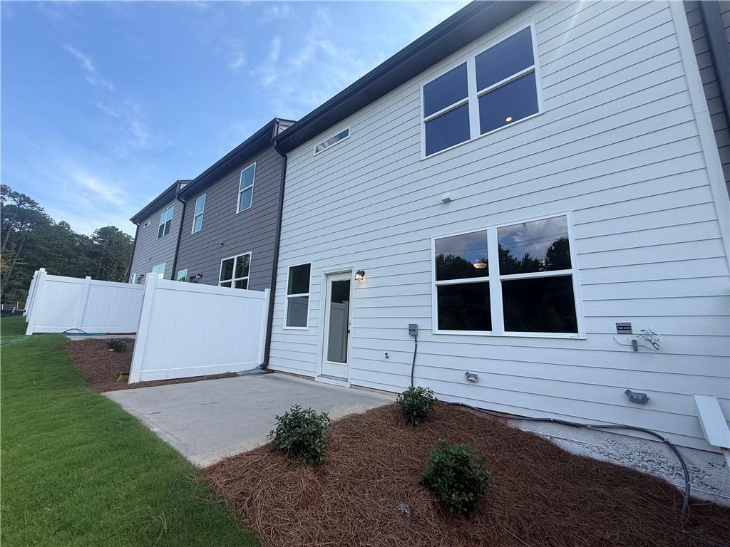 7812347 Property Photo 26