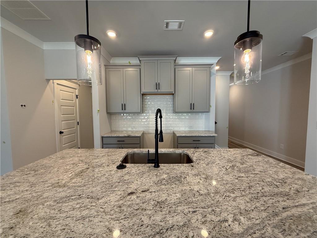 7812356 Property Photo 5