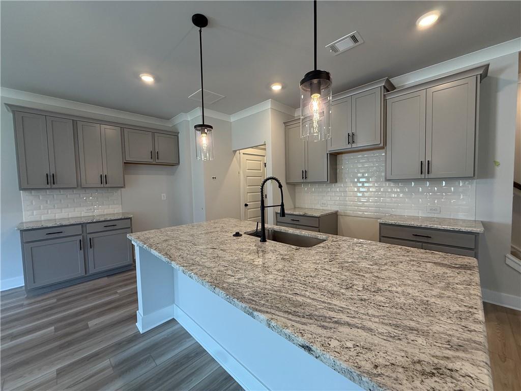 7812356 Property Photo 7