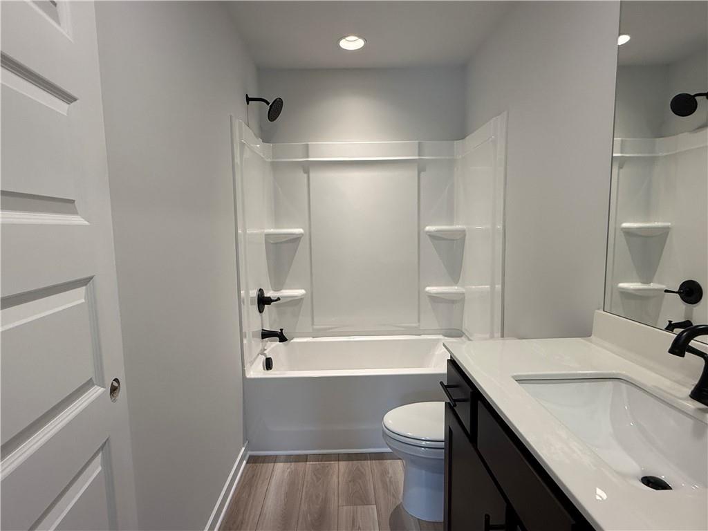 7812356 Property Photo 20