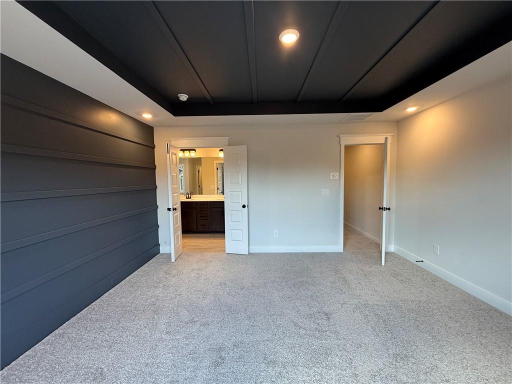 7812356 Property Photo 25