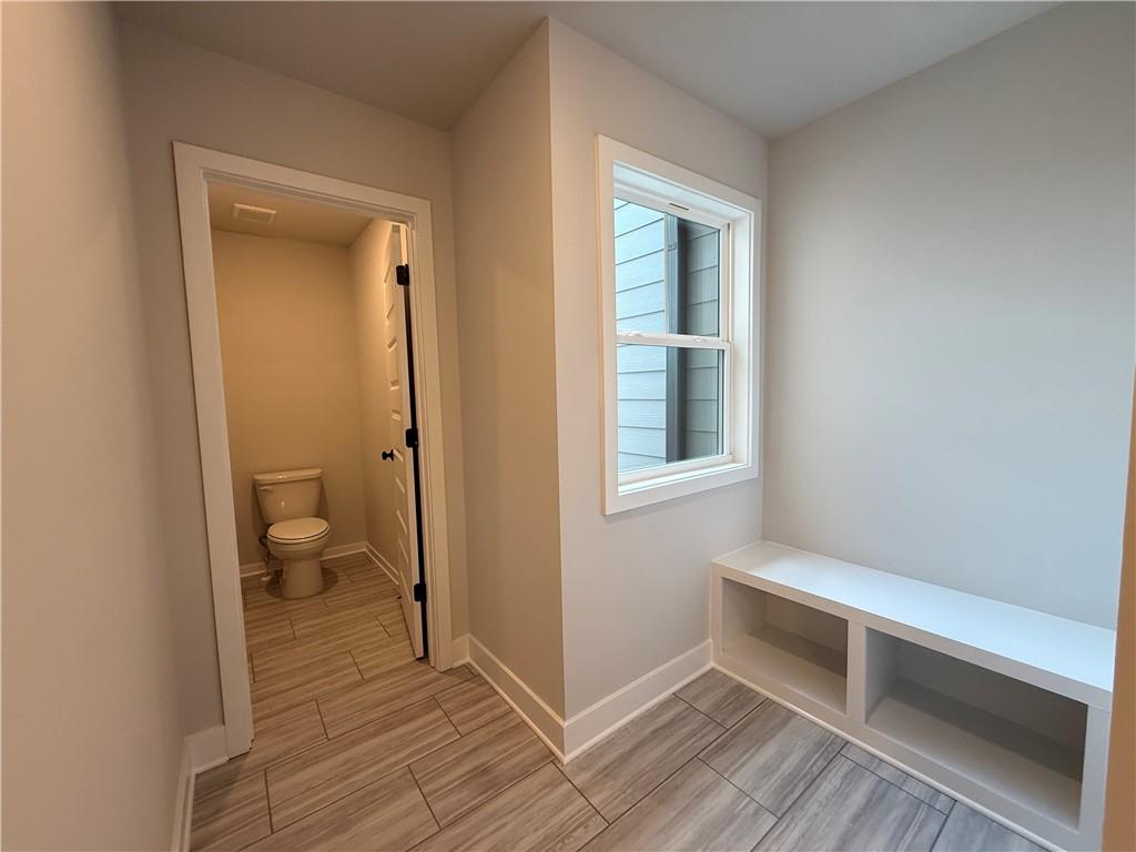 7812356 Property Photo 30