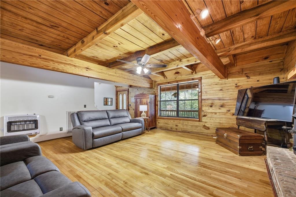 206 Henson Road Sw Property Photo 8