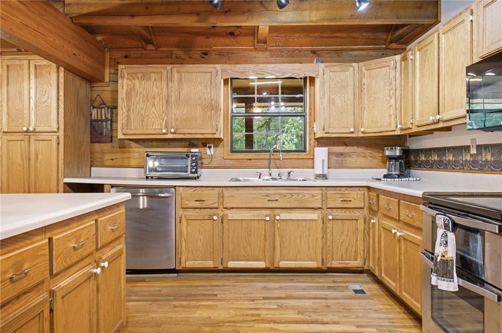 206 Henson Road Sw Property Photo 16