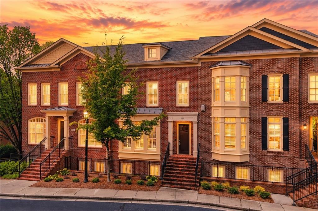 102 Riversgate Drive