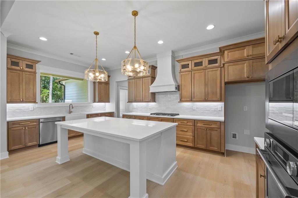 4705 H D Atha Road Property Photo 6