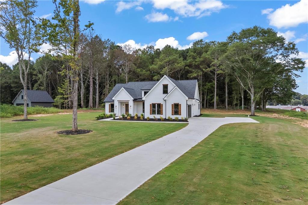 4705 H D Atha Road Property Photo 14