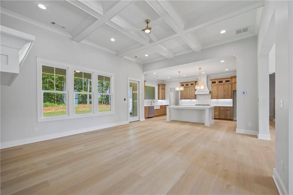 4705 H D Atha Road Property Photo 24