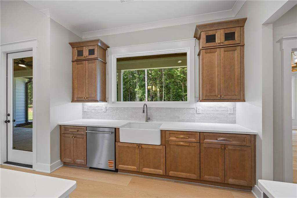 4705 H D Atha Road Property Photo 34