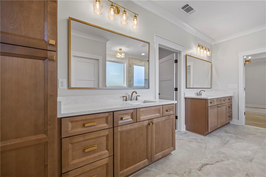 4705 H D Atha Road Property Photo 43