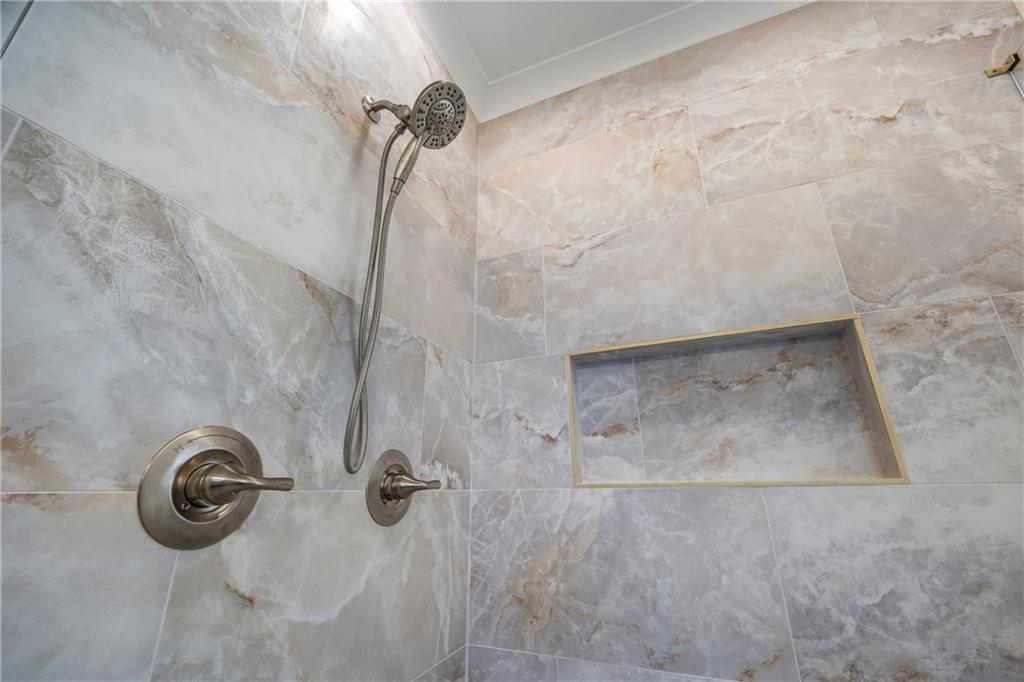 4705 H D Atha Road Property Photo 46