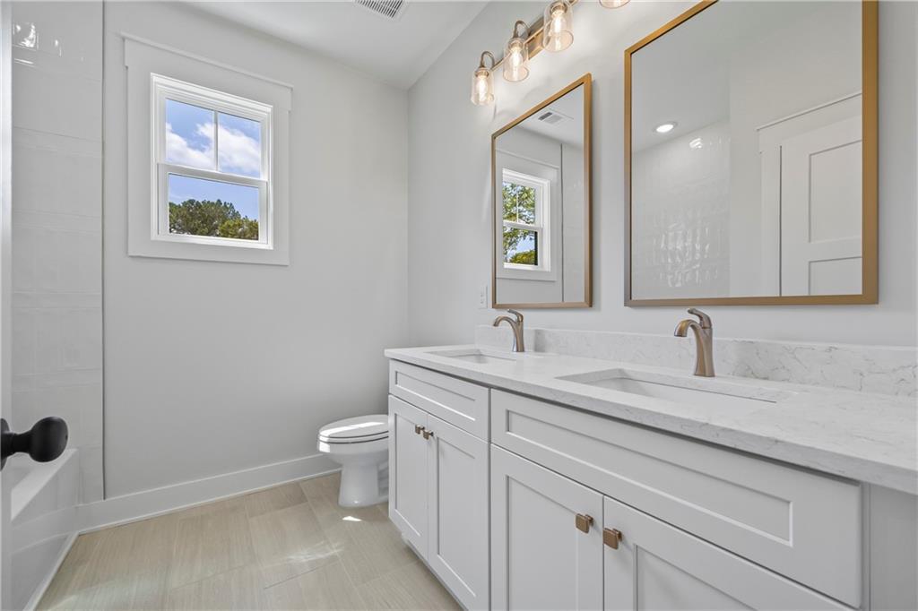 4705 H D Atha Road Property Photo 55