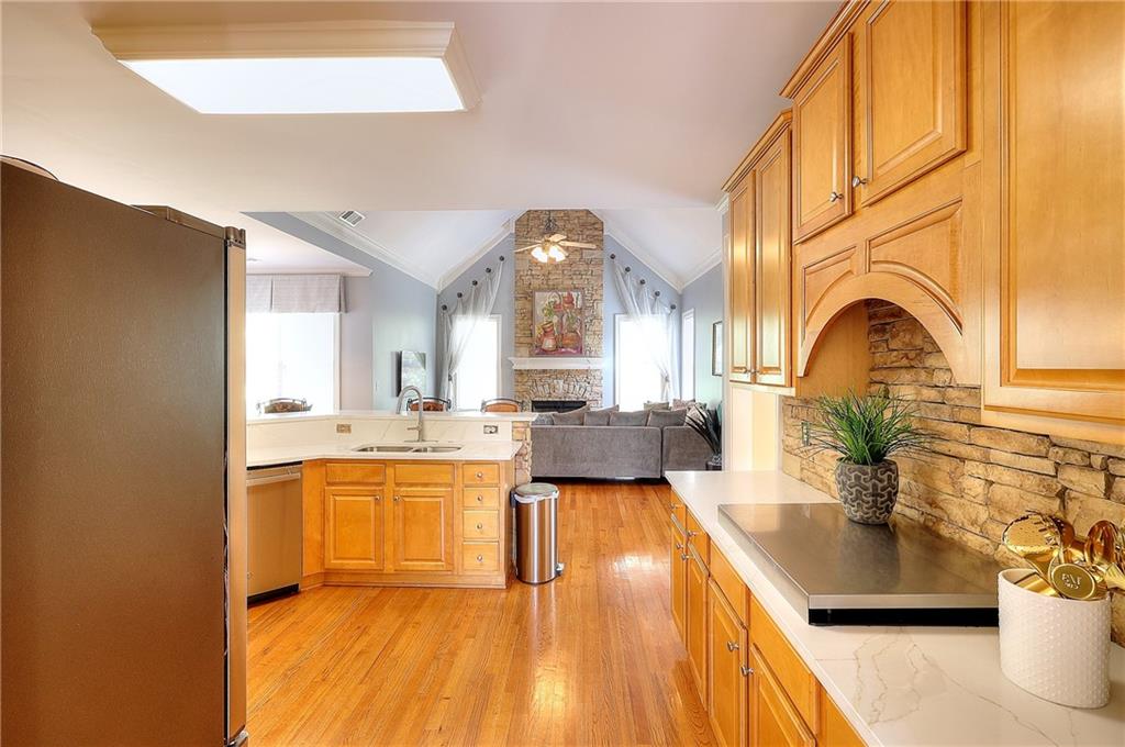 3089 Brombley Drive Se Property Photo 6