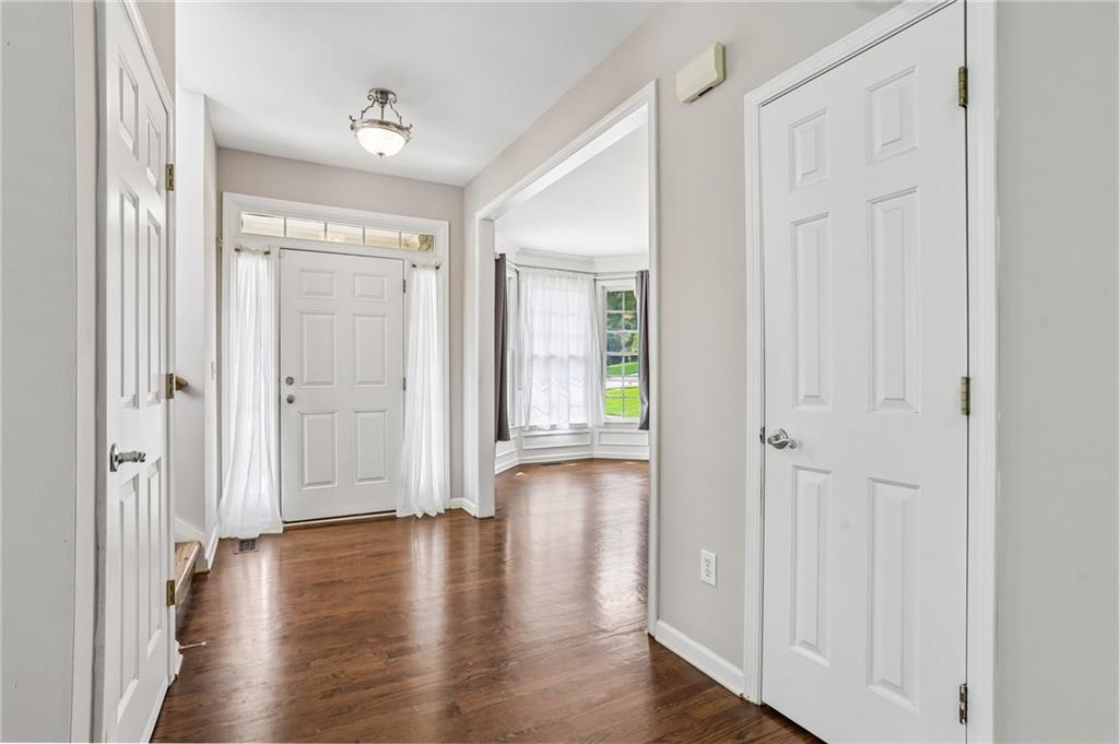 7 Adelaide Crossing Property Photo 5