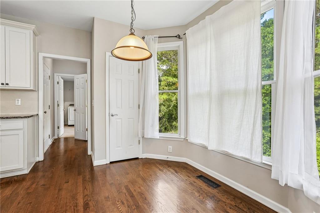 7 Adelaide Crossing Property Photo 11