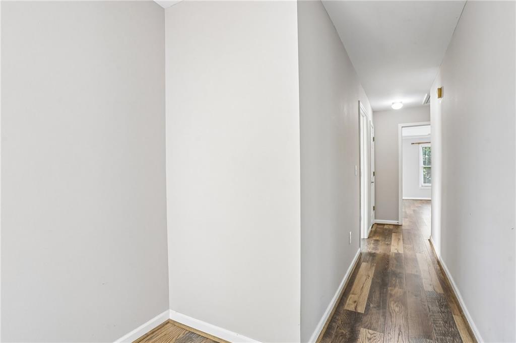 7 Adelaide Crossing Property Photo 30