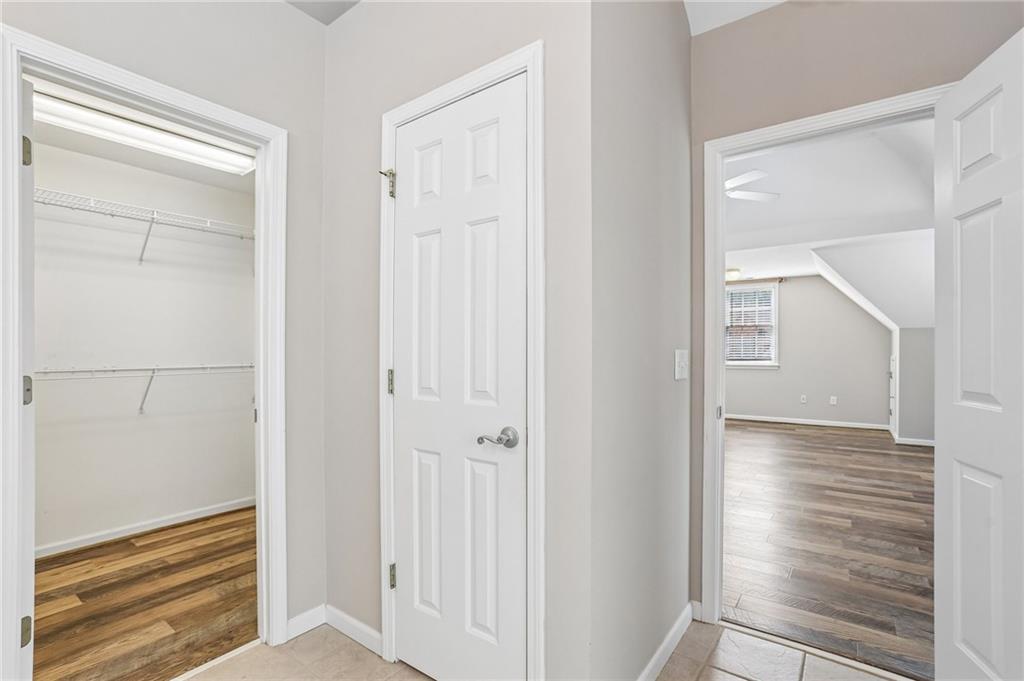 7 Adelaide Crossing Property Photo 39