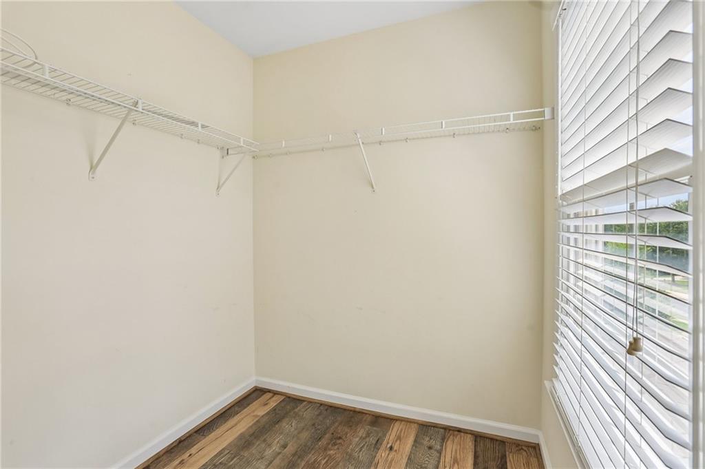 7 Adelaide Crossing Property Photo 43