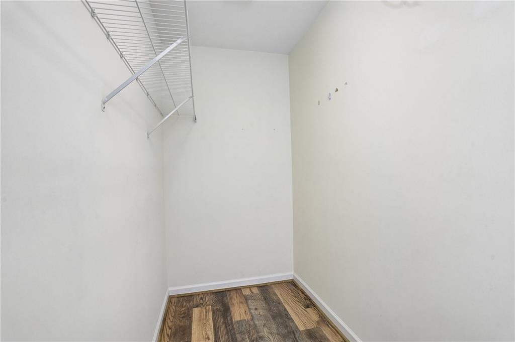 7 Adelaide Crossing Property Photo 46