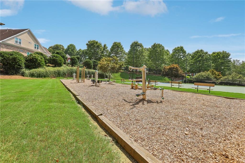 7 Adelaide Crossing Property Photo 58
