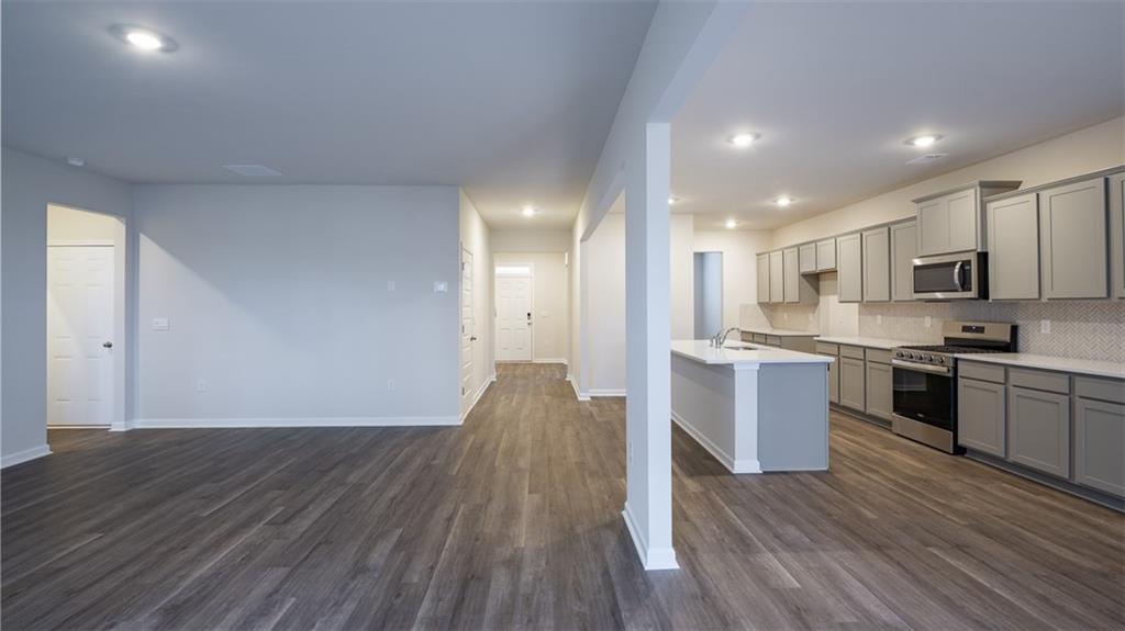 2241 Edgecombe Lane Property Photo 14