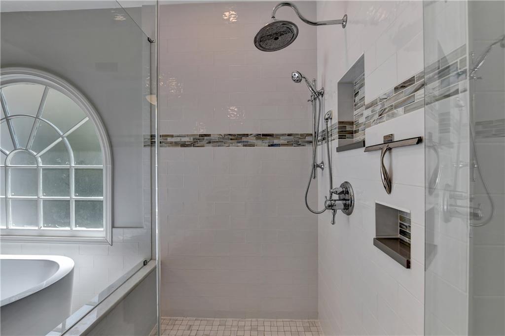 720 Brafferton Way Property Photo 45