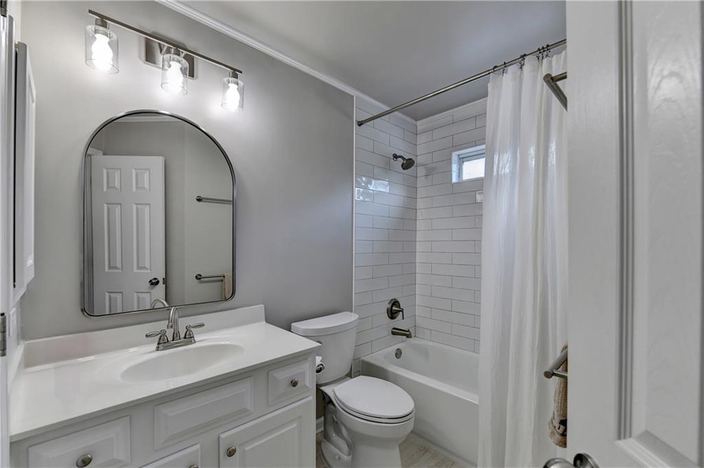 720 Brafferton Way Property Photo 48