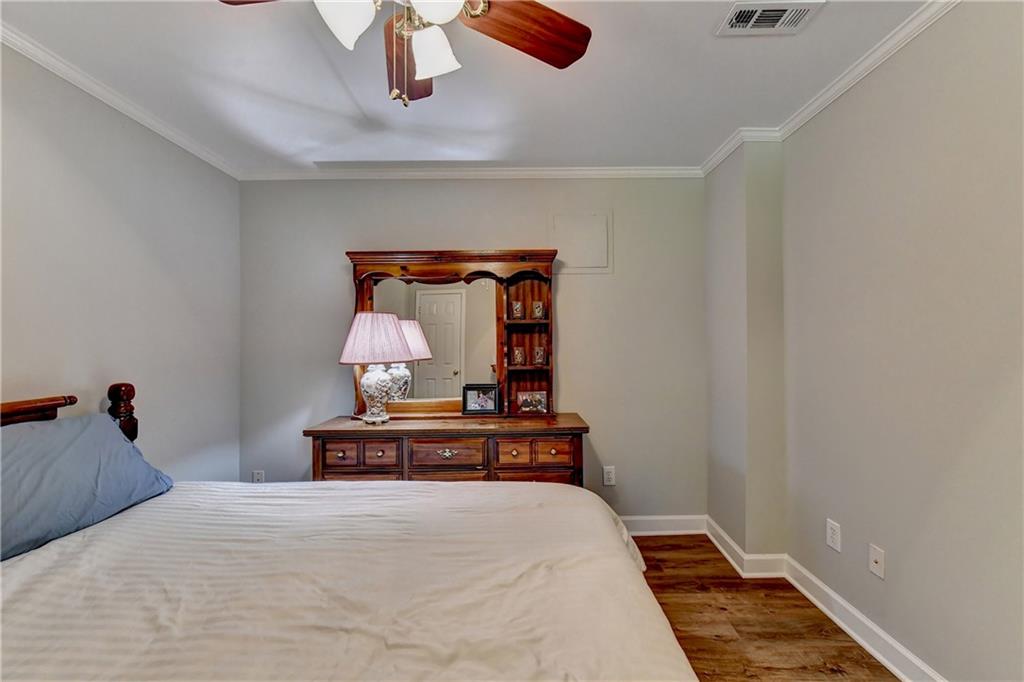 720 Brafferton Way Property Photo 68