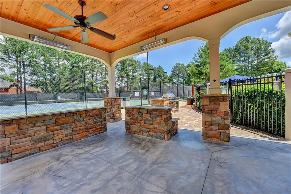 720 Brafferton Way Property Photo 98