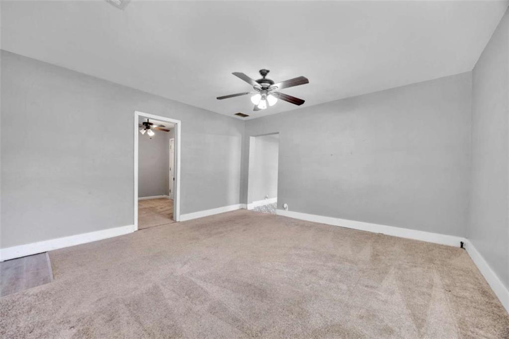 2089 Highway 81 S Property Photo 8