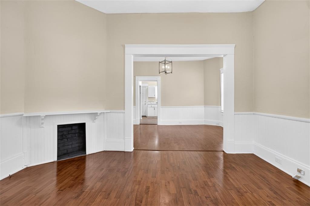 1070 Forrest Avenue Property Photo 13