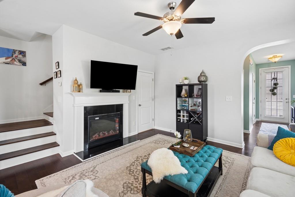 2278 Rolling Trail Property Photo 6