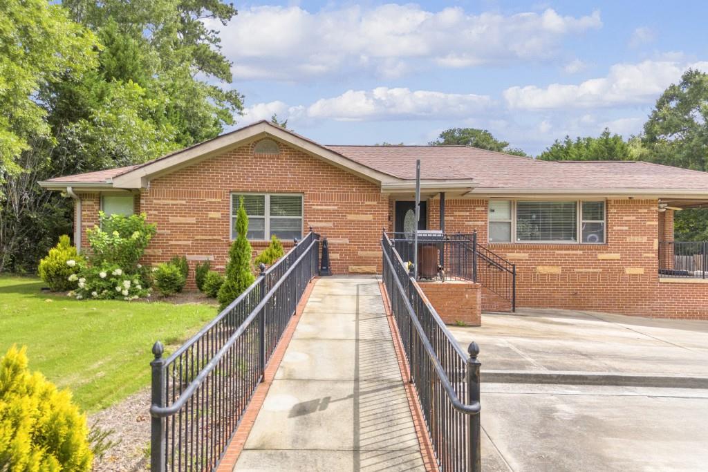 2642 Loganville Highway Property Photo 3