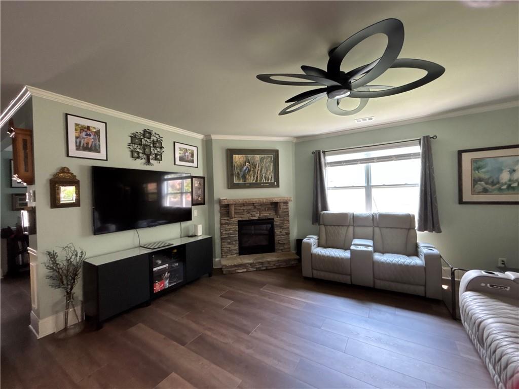 7530 Rambling Vale Property Photo 8
