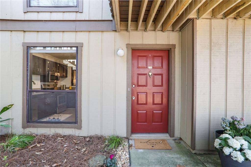 210 Woodcliff Drive Property Photo 1