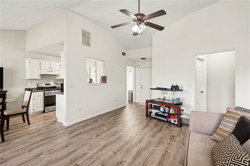 2305 Sugarleaf Trail Property Photo 20