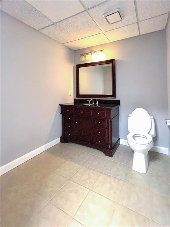 1071 Cambridge Square Unit E Property Photo 4