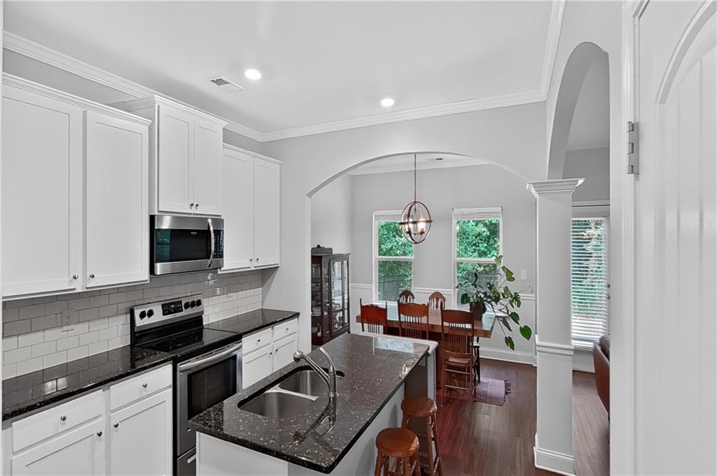 2530 Grayton Loop Property Photo 6