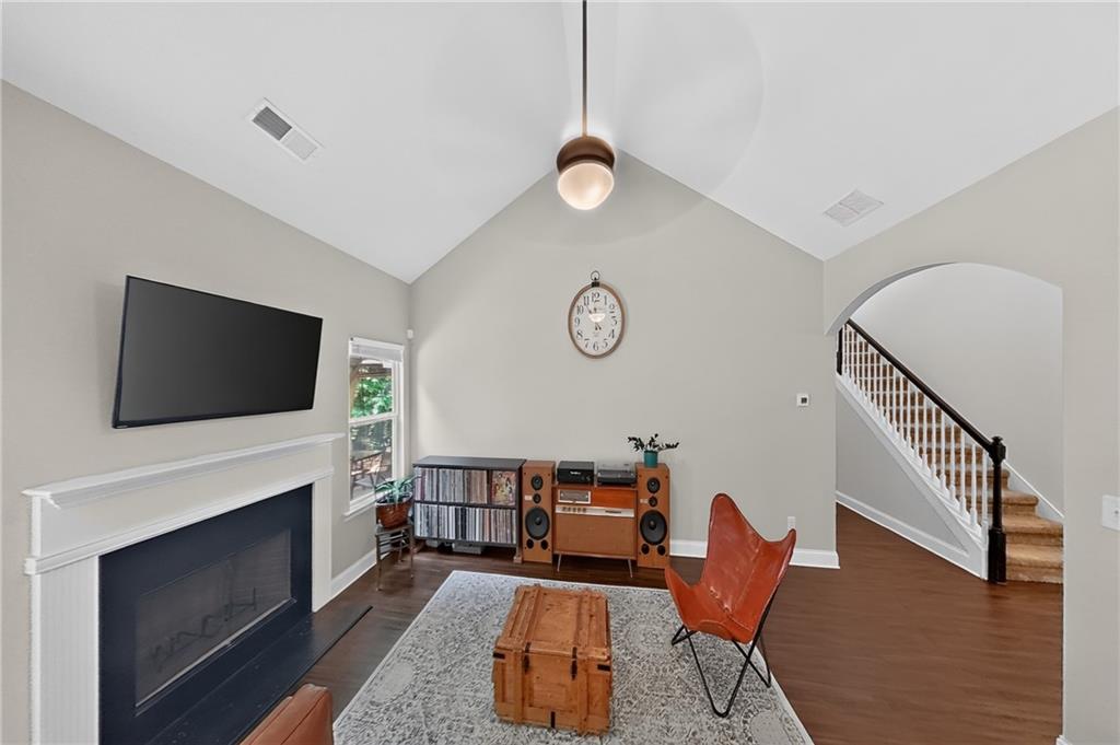 2530 Grayton Loop Property Photo 10